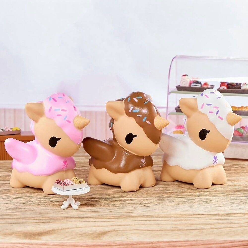 tokidoki Lemonatta Unicorno from toki mochi Donut Unicorno Series - Picture 3 of 4